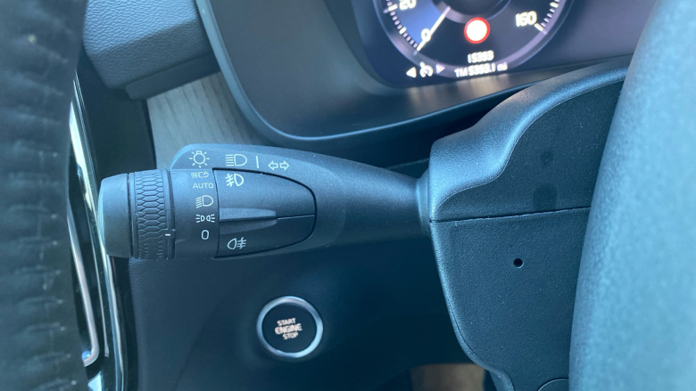 Volvo Xc40 2.0 B4P Inscription Pro 5dr Auto Petrol Estate